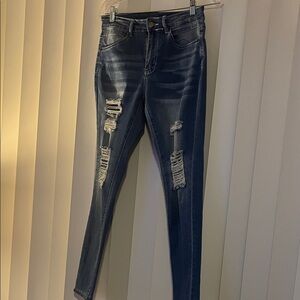 Trendy Distressed Skinny Jeans in Blue